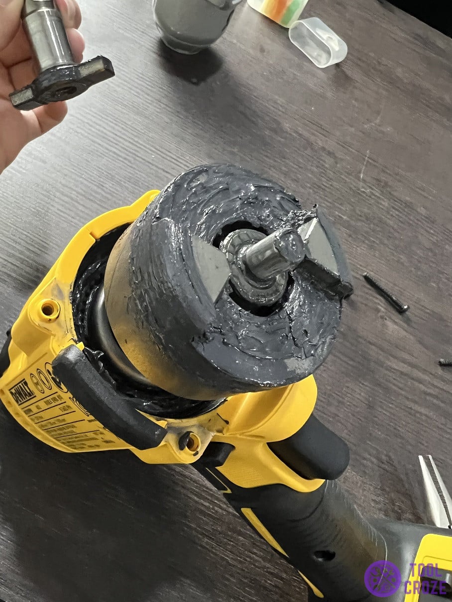 inspect anvil deck