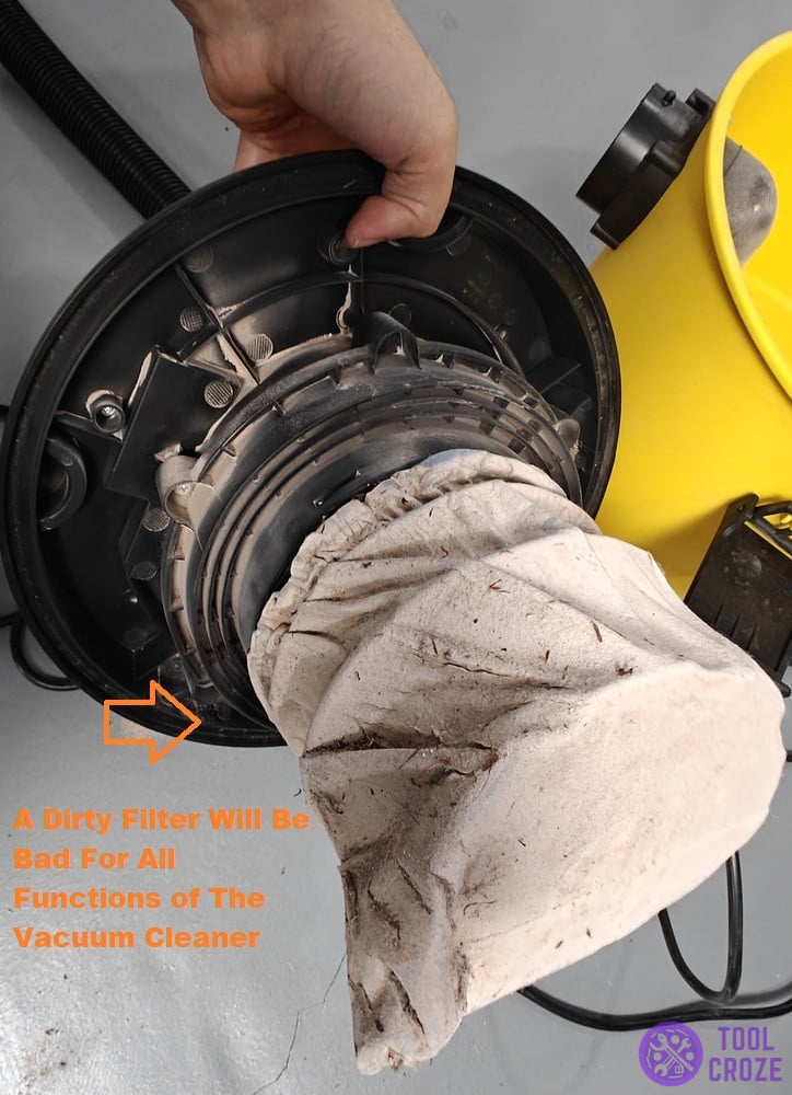 dirty filter inside karcher vacuum cleaner