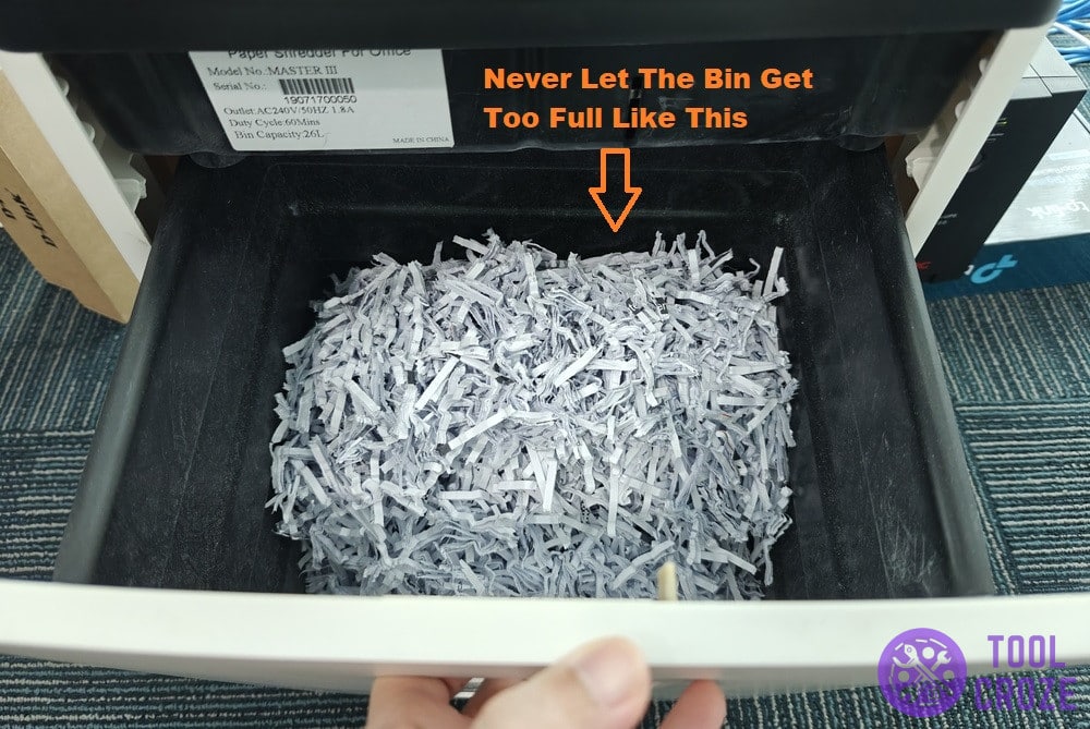 empty out the bin if it is full