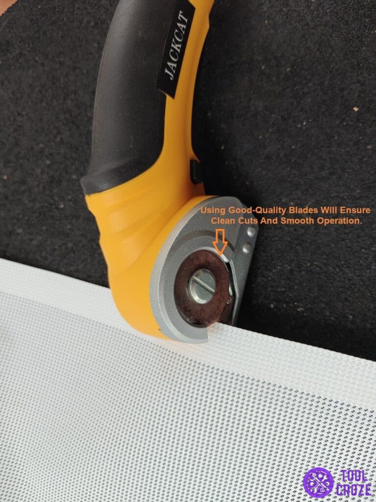 good-quality blades ensure clean cuts and smooth operation.