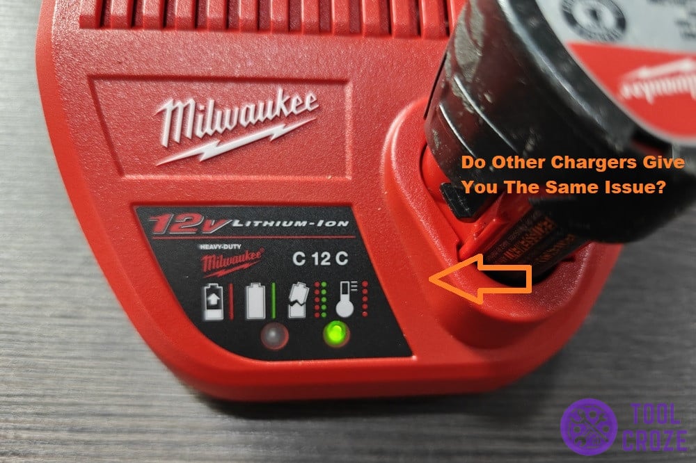 green light on milwaukee battery during charging