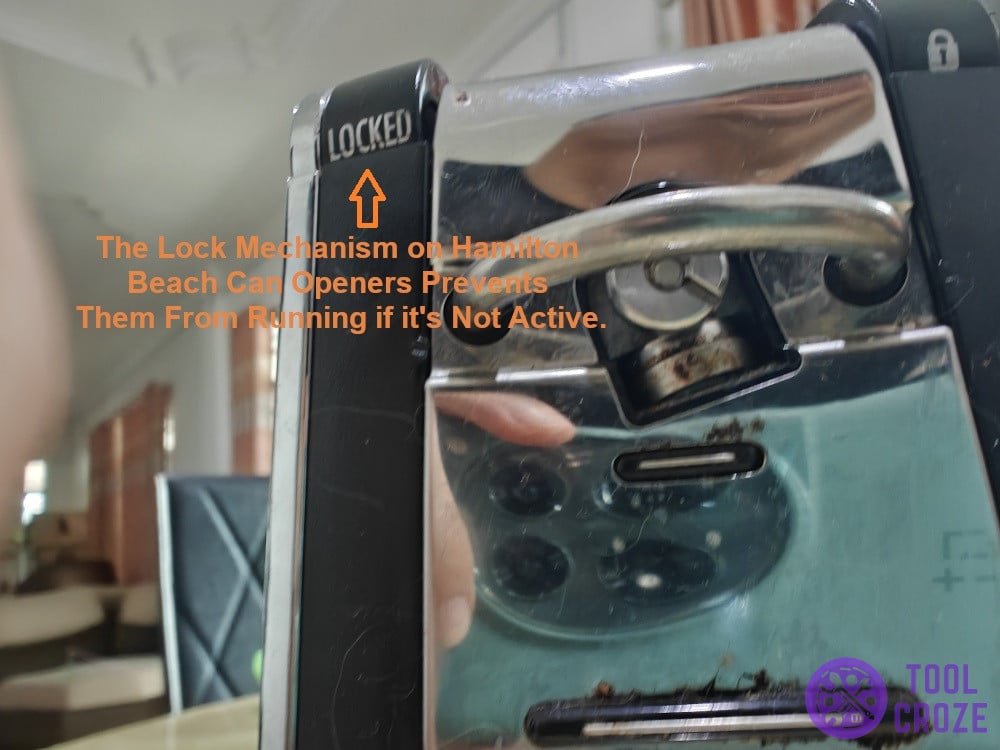 lock mechanism on Hamilton Beach can openers