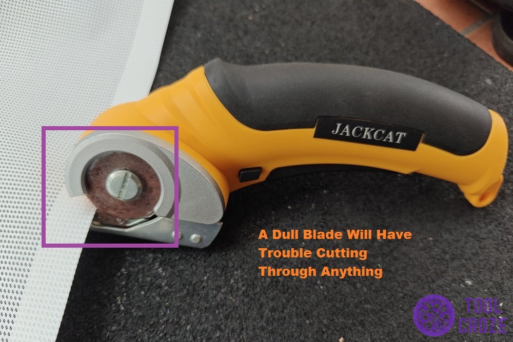 rotary cutter not cutting through fabric