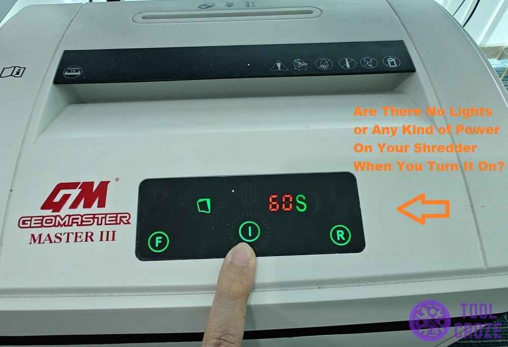 shredder does not turn on