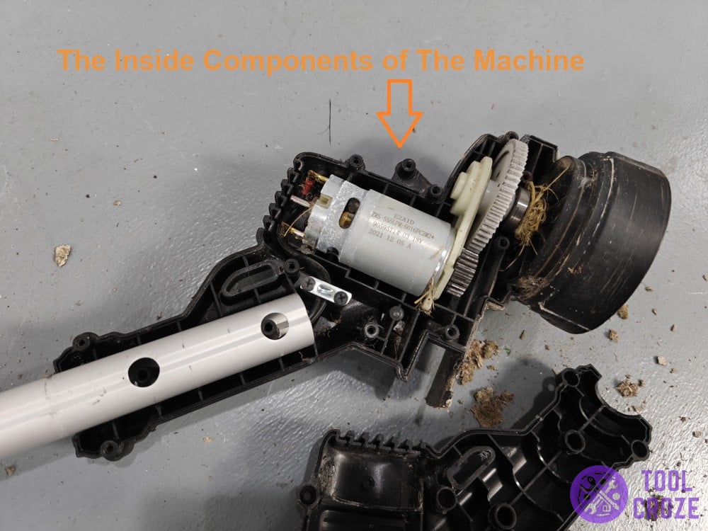 the inside components of the machine