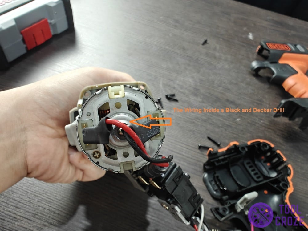 wiring inside a Black and Decker drill