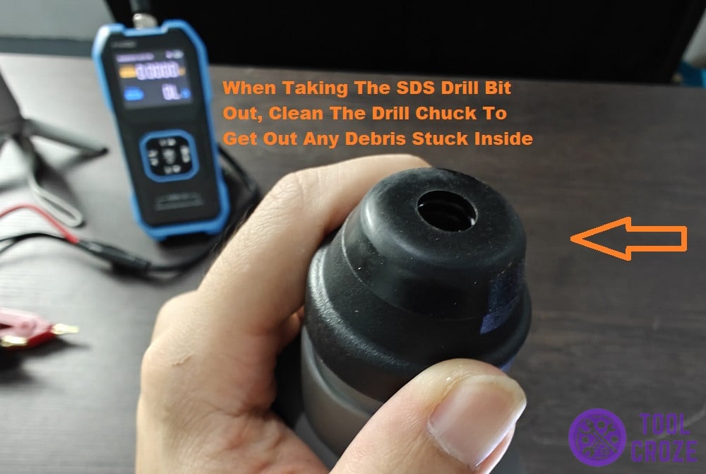 dirty drill chucks make the drill bit loose