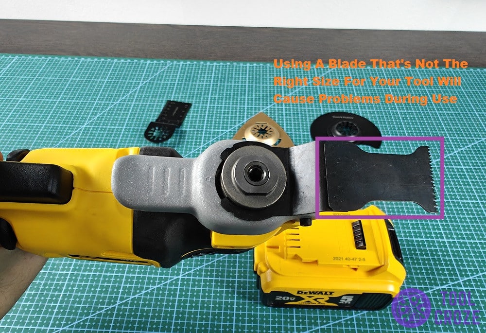 blade attached to dewalt oscillating tool