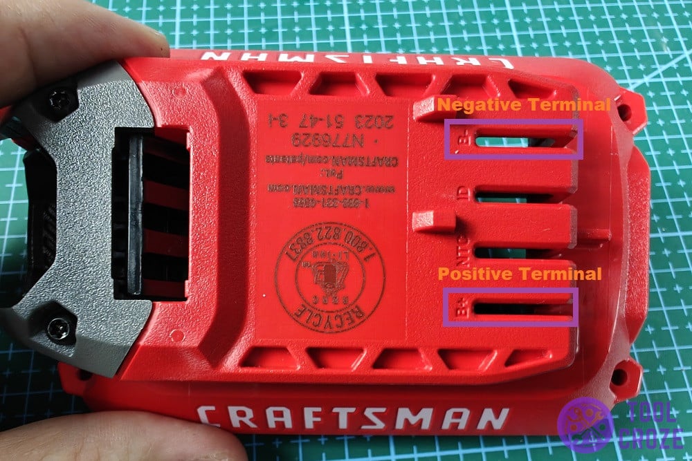 positive and negative terminals on craftsman battery