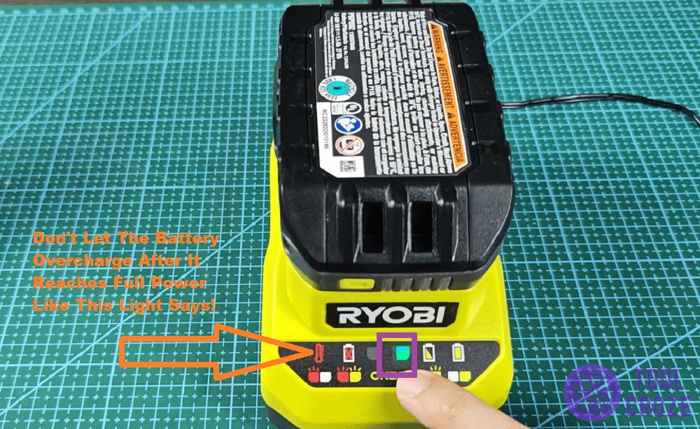 solid green light on ryobi charger