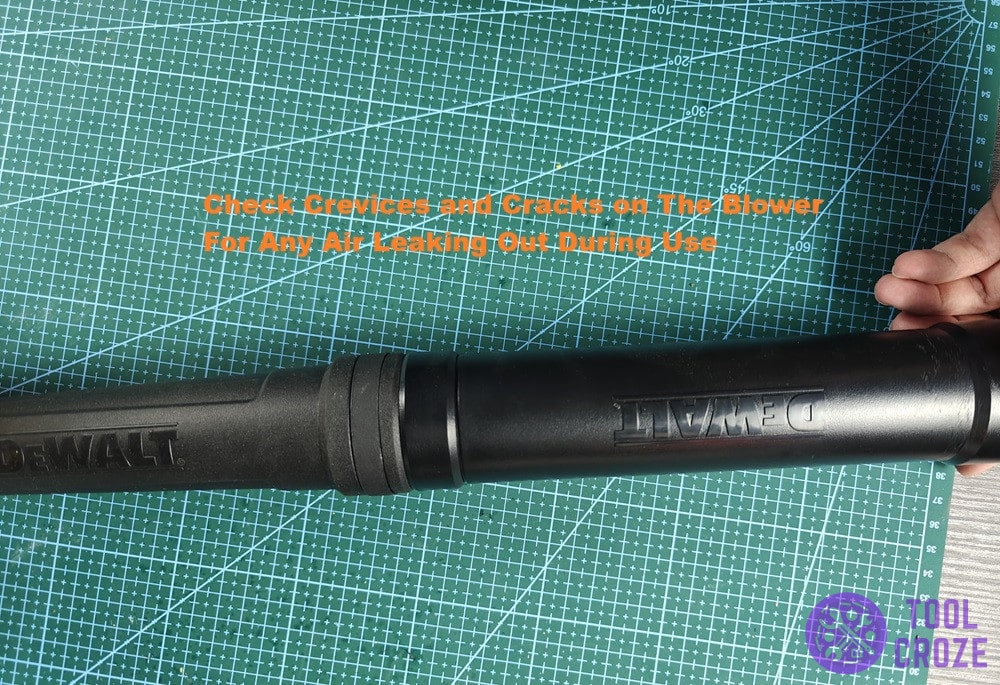 the hose of a dewalt blower