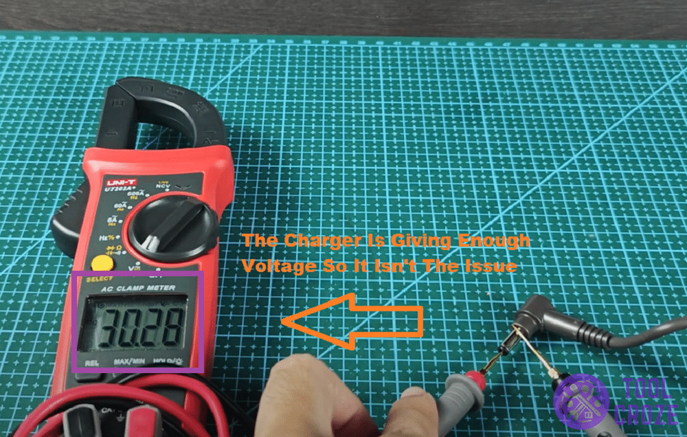 voltage reading from charger