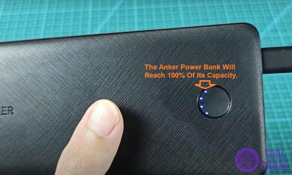 The Anker power bank will reach 100% of its capacity.