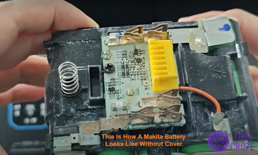 this is how a Makita battery looks like without cover.