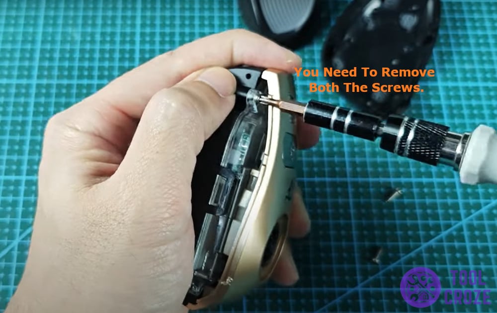 you need to remove both the screws