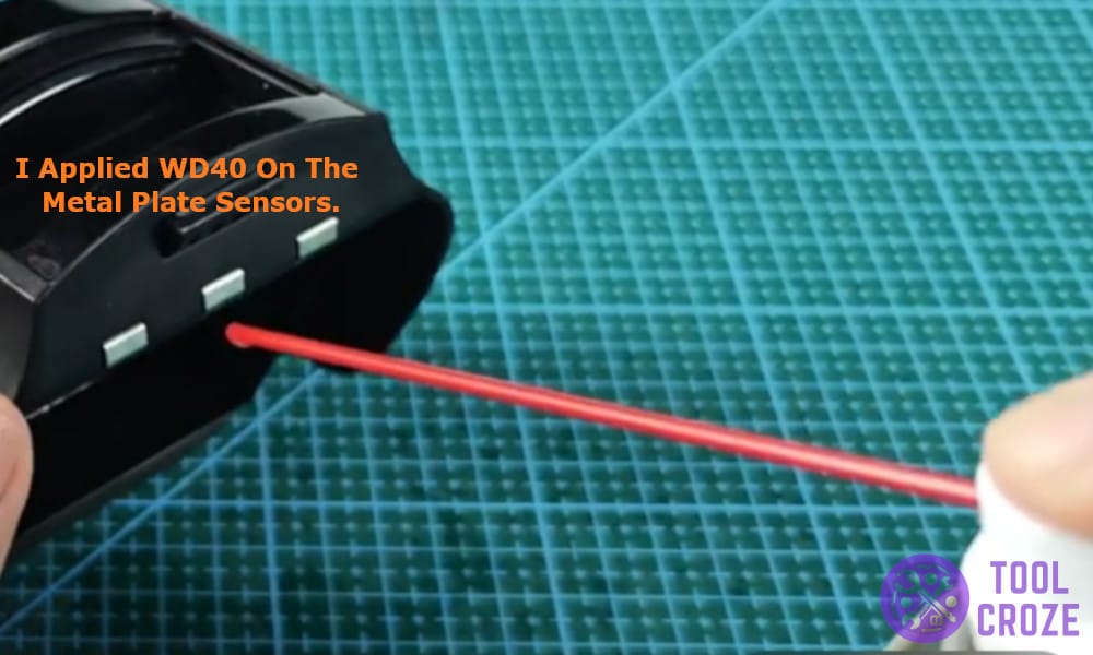 I applied WD40 on the metal plate sensors