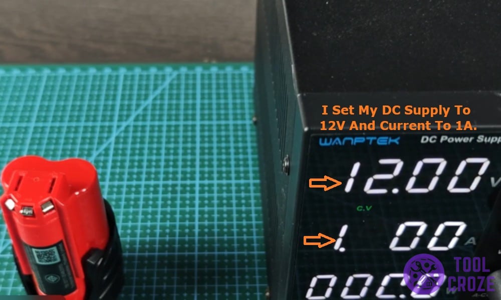 I set my DC supply to 12V and current to 1A