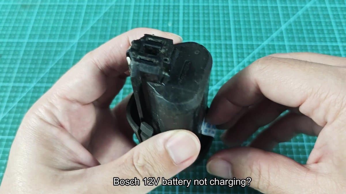 Bosch 12V battery being examined
