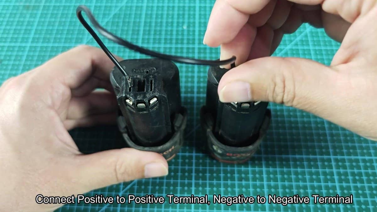 Bosch battery terminals connected with wire