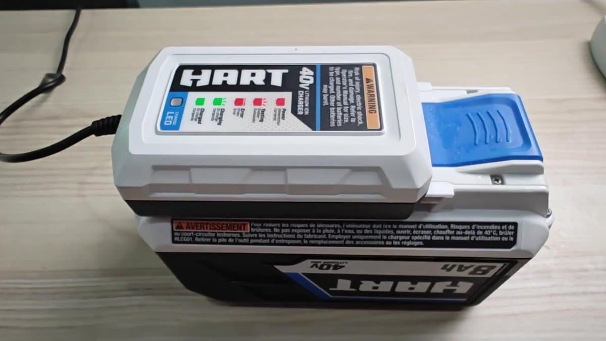 Hart 40V lithium charger with green and red indicators