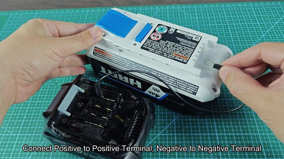 Hart battery with terminals being connected