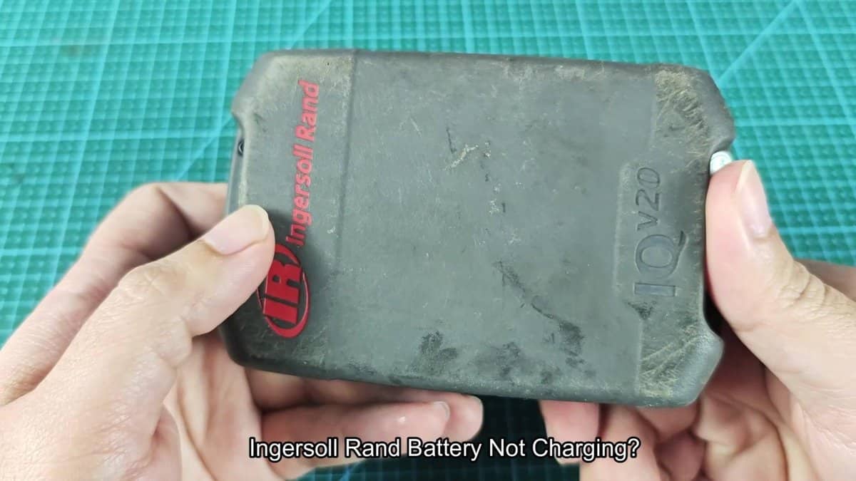 Ingersoll Rand battery with worn casing