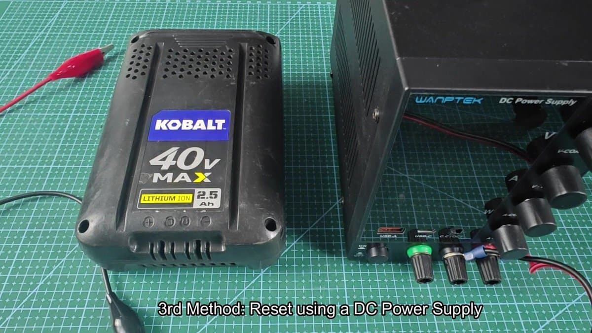 Kobalt 40V battery next to Wanptek DC power supply