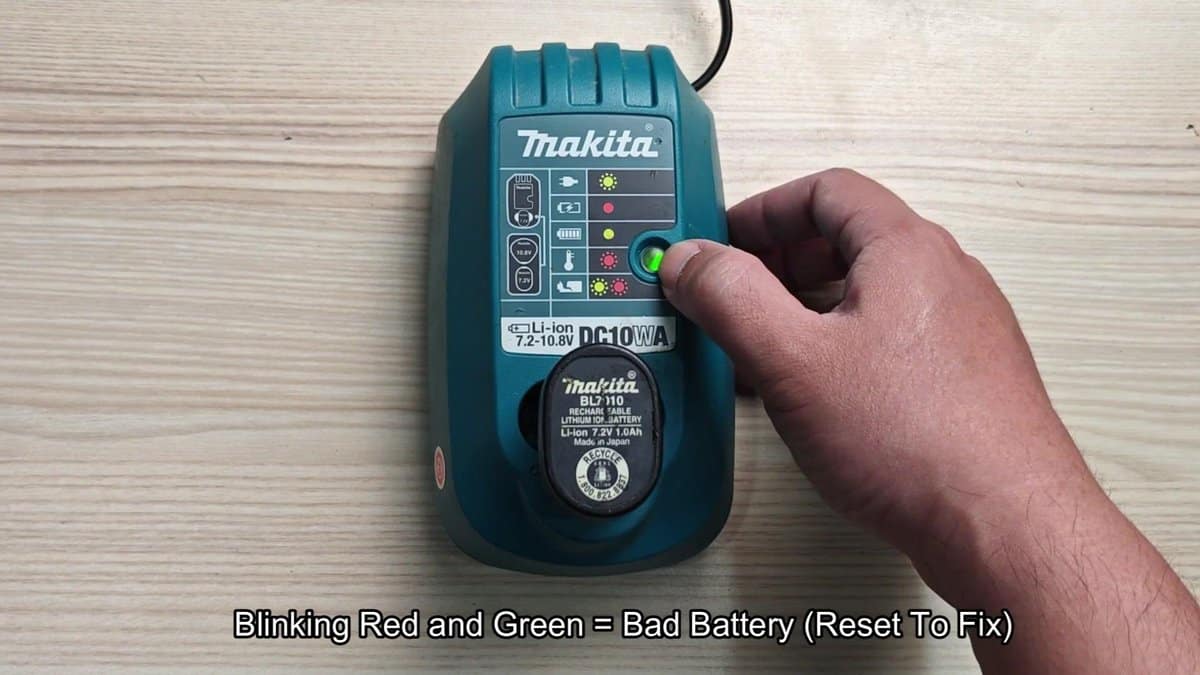 Makita DC10WA charger with lights blinking