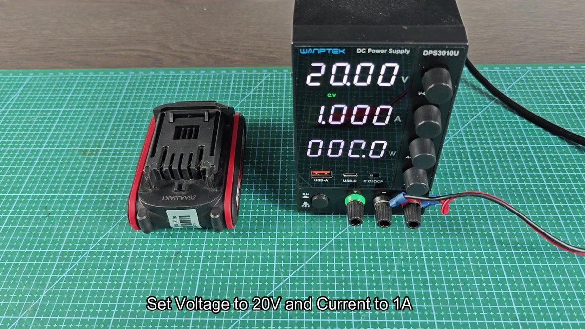 Wamptek DC power supply set to 20V and 1A