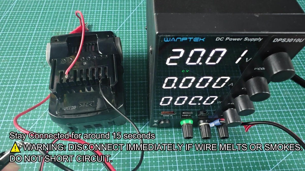 Wanptek DC power supply with battery connection