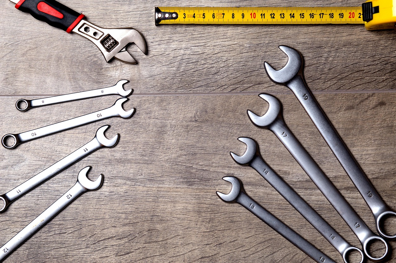 adjustable wrench adjustable wrench
