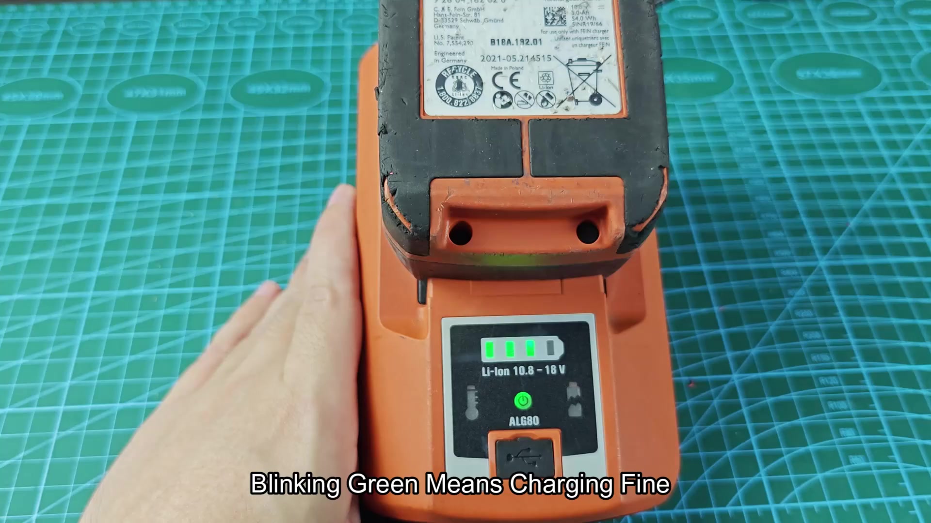 Charger display shows full green bars