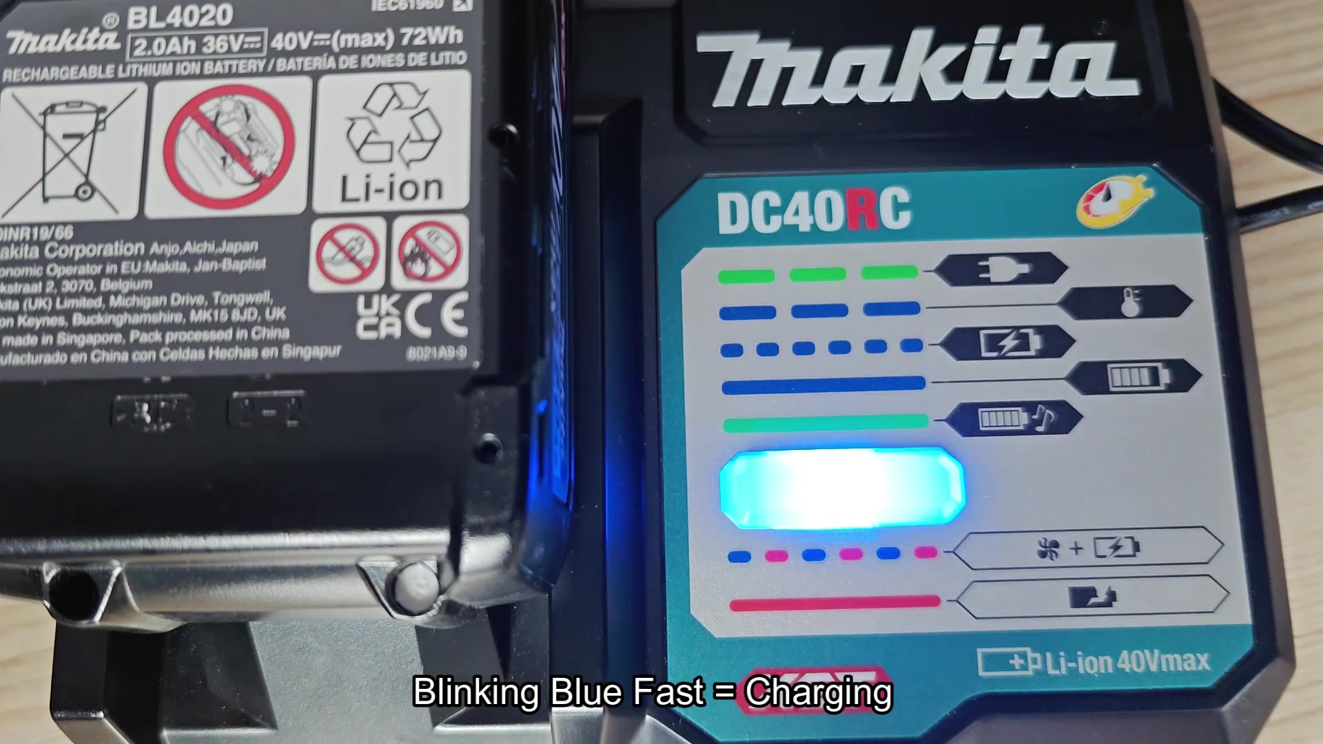 DC40RC solid blue almost fully charged DC40RC solid blue almost fully charged