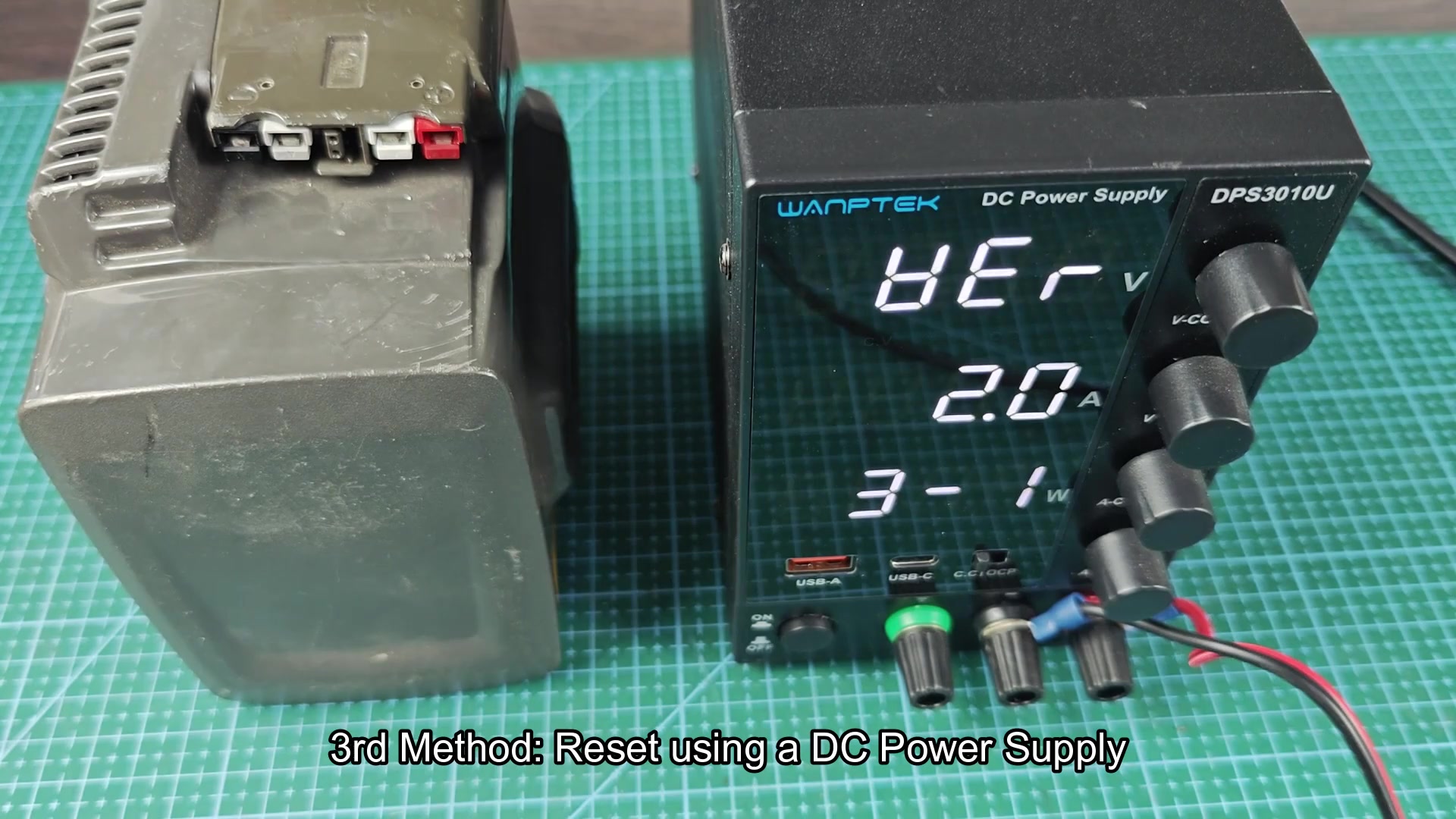 DPS3010U display reading 18V for battery reset