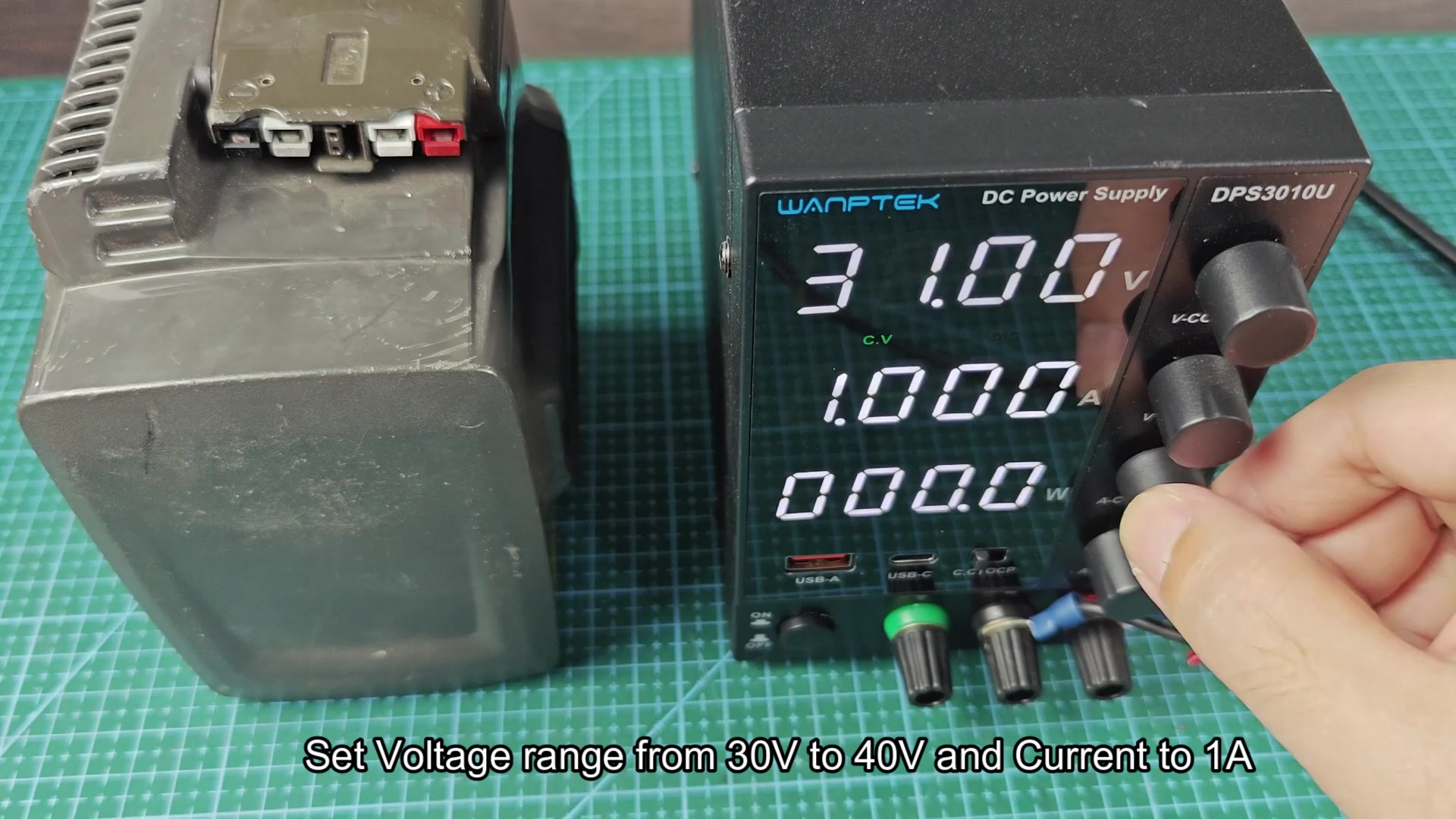 DPS3010U set to 31V and 1A for reset