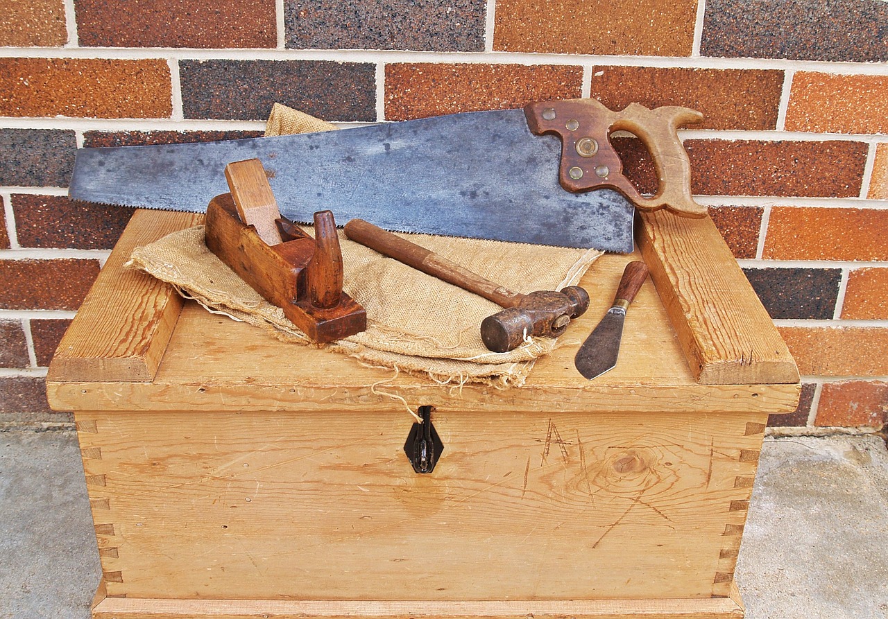 hand saw tool