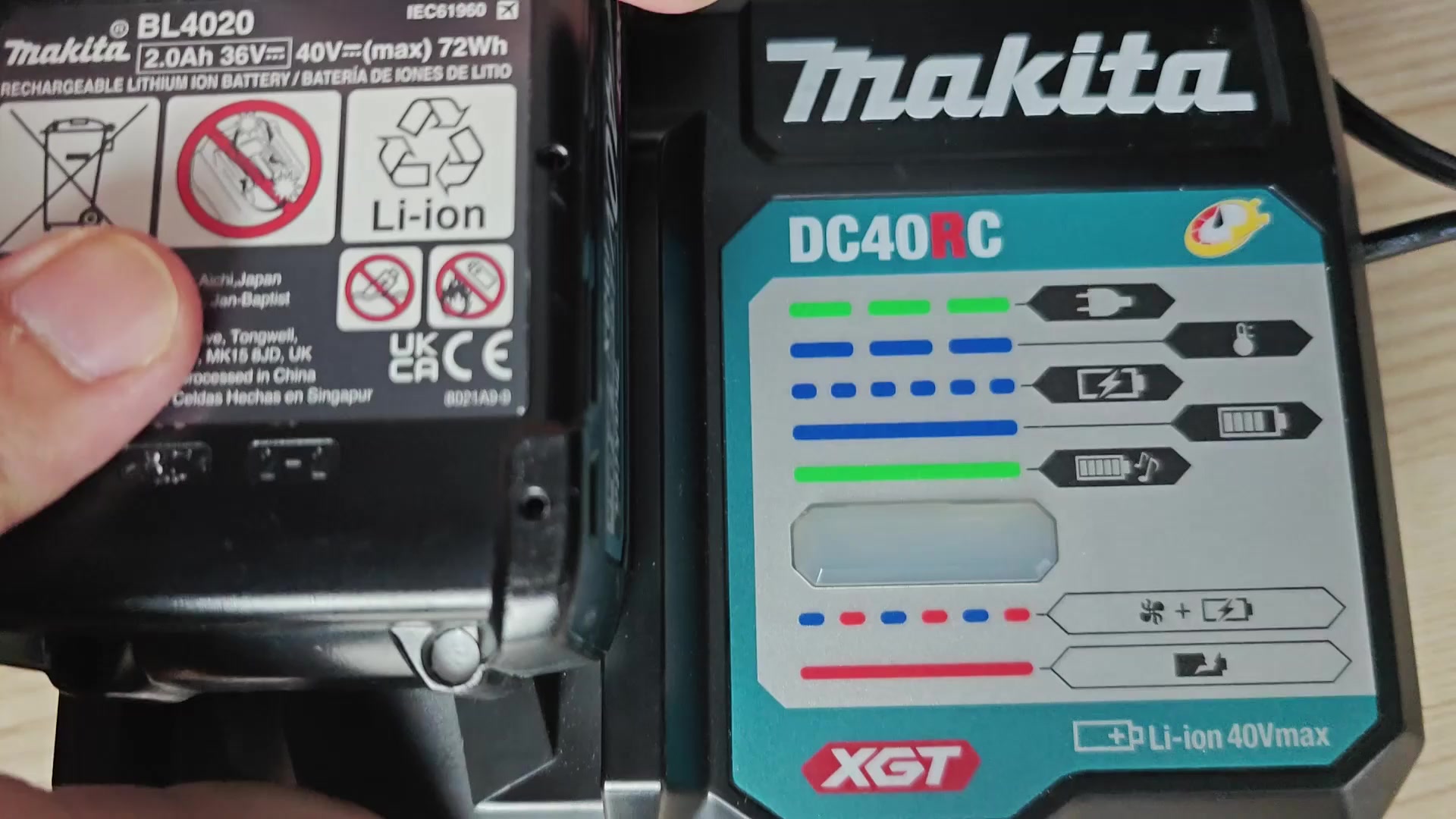 Makita BL4020 battery seated in DC40RC charger Makita BL4020 battery seated in DC40RC charger
