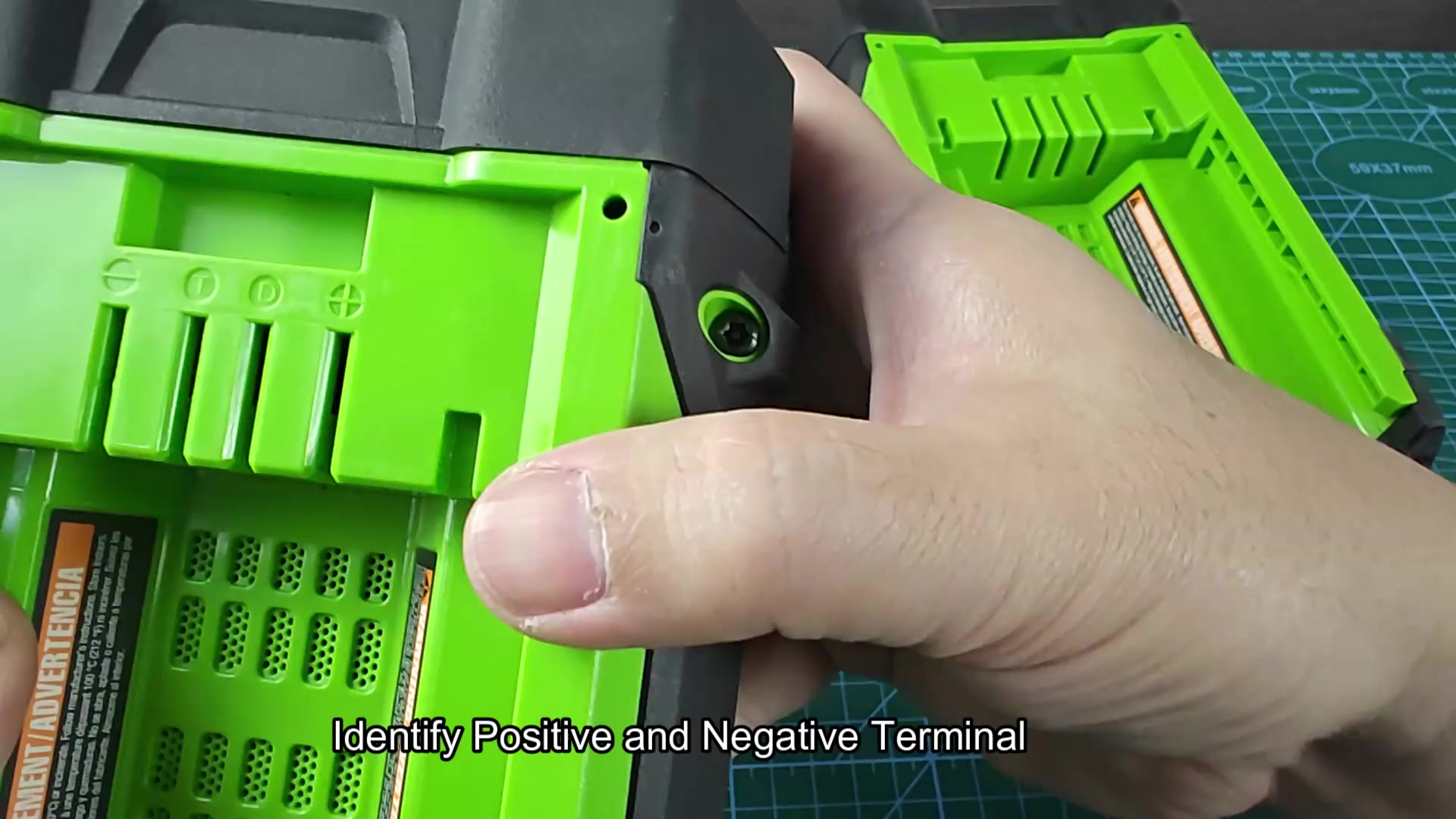 Positive and negative terminal markers