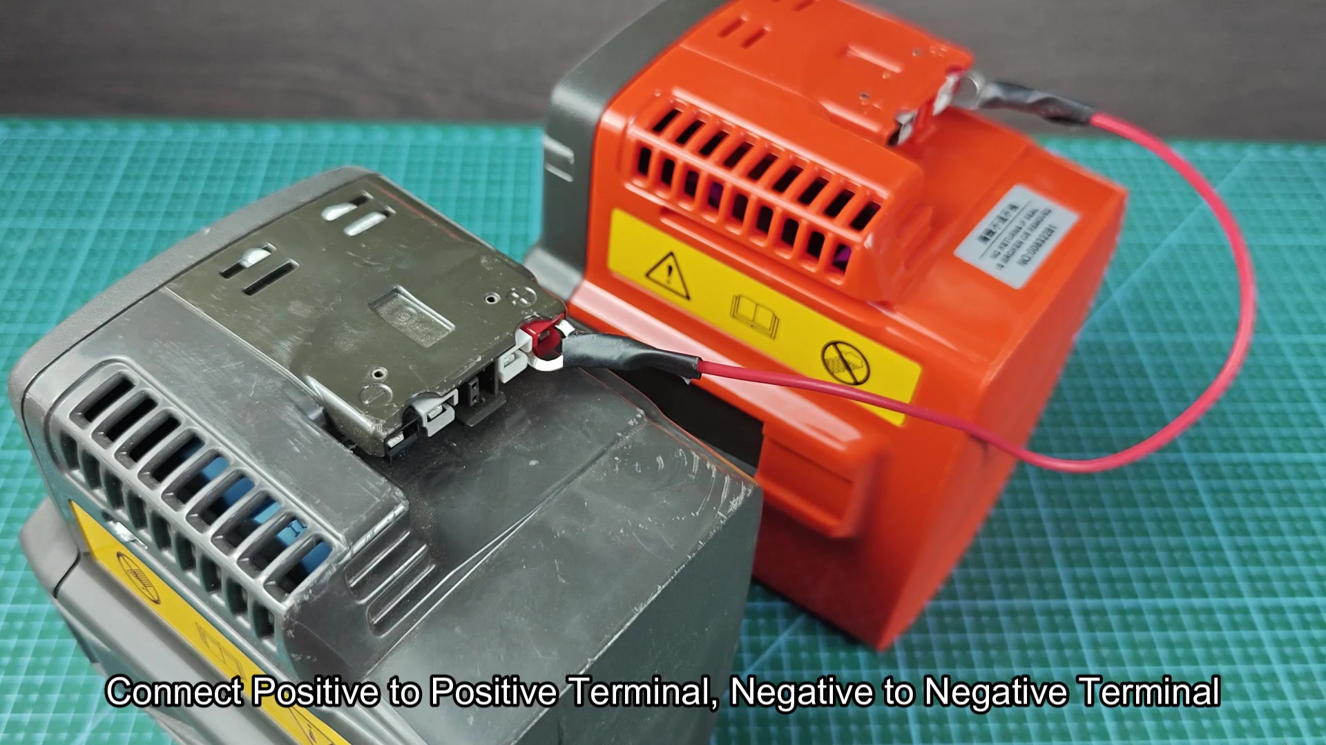 Positive and negative terminals fully connected Positive and negative terminals fully connected
