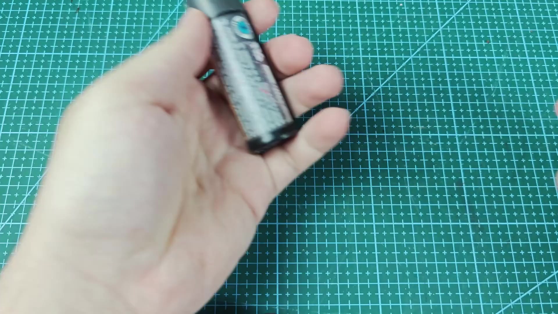 TEK4 battery terminal being accessed for reset