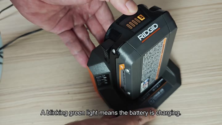 Blinking green light shows battery charging