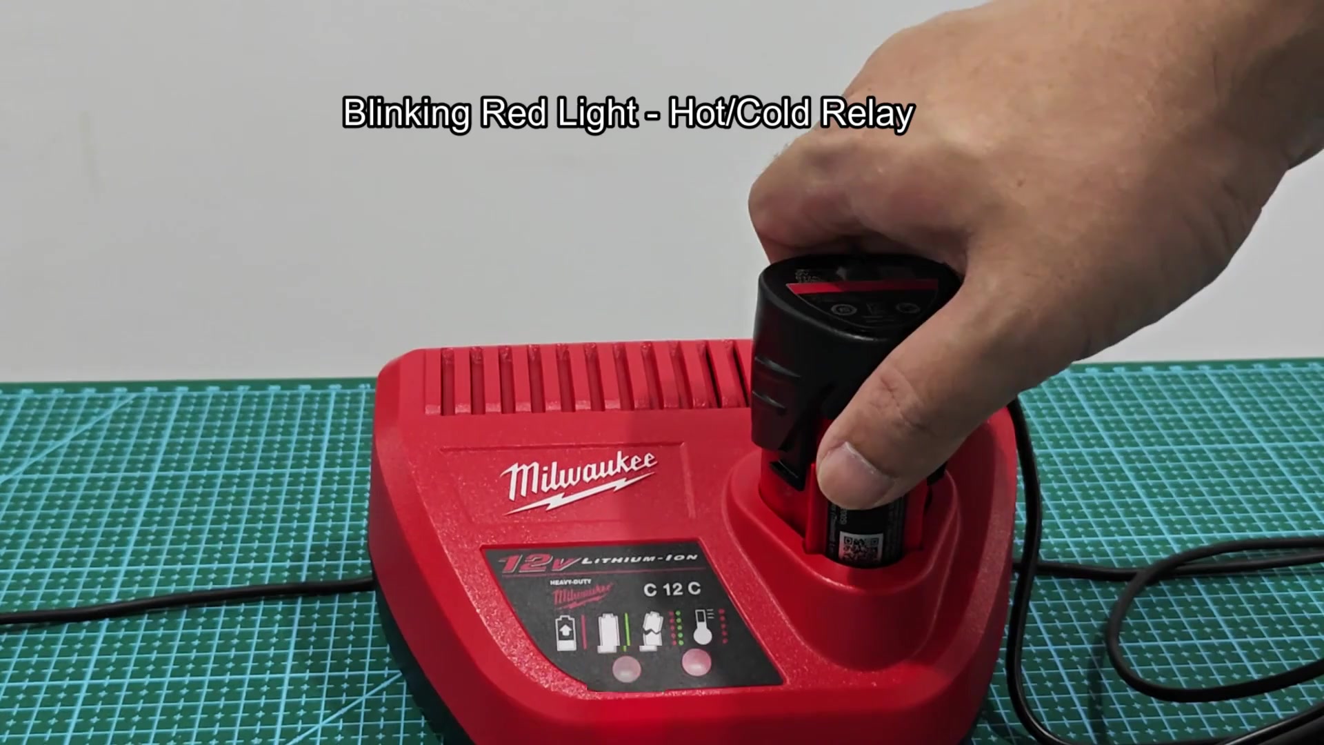 Blinking lights indicate a bad battery Blinking lights indicate a bad battery
