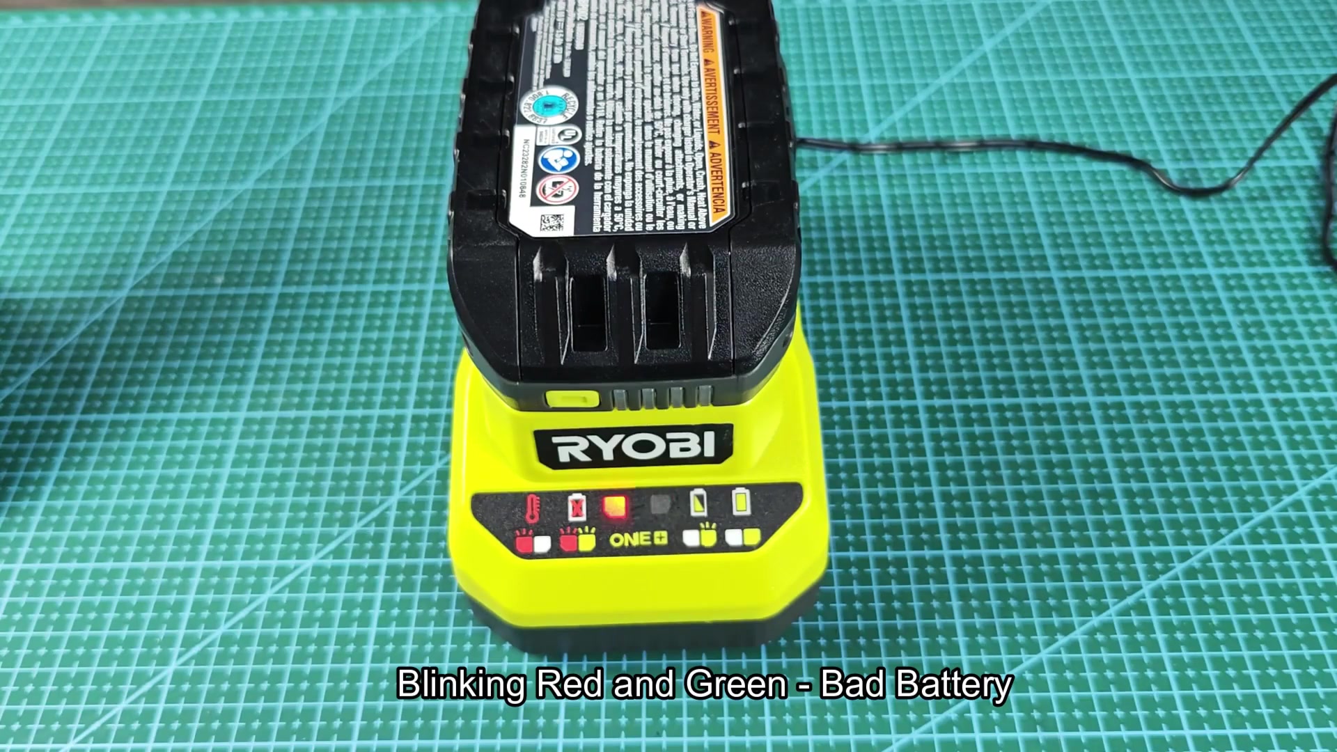 Blinking red and green means bad battery Blinking red and green means bad battery