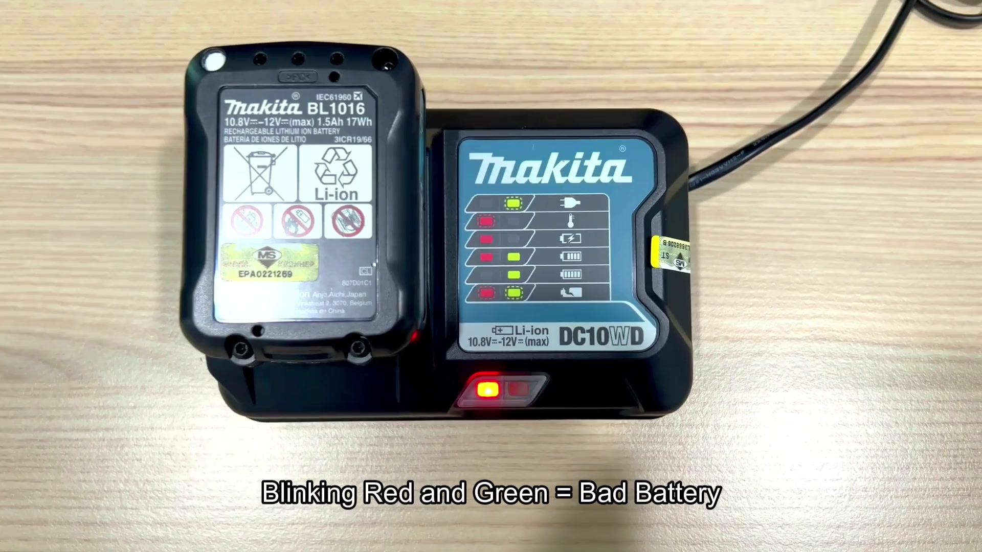 Blinking red and green signals bad battery Blinking red and green signals bad battery