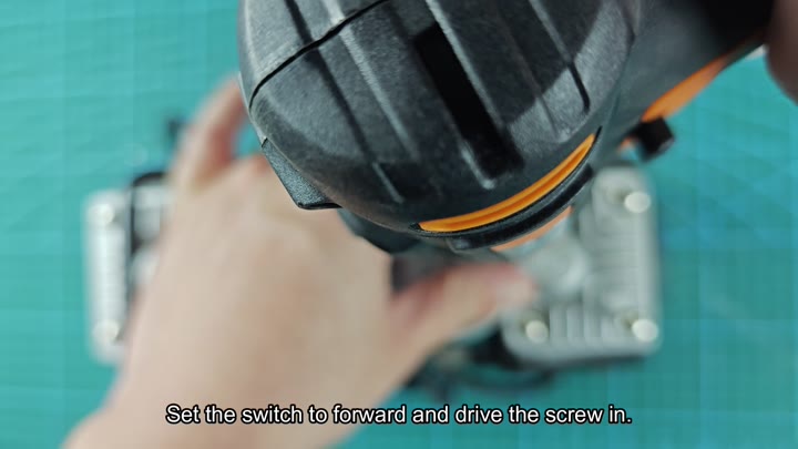 Driving screw with forward switch Driving screw with forward switch