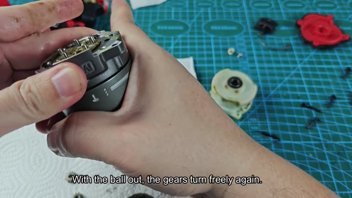 Gears turning freely after fixing jam Gears turning freely after fixing jam