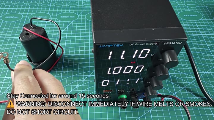 Power supply connected to battery terminal