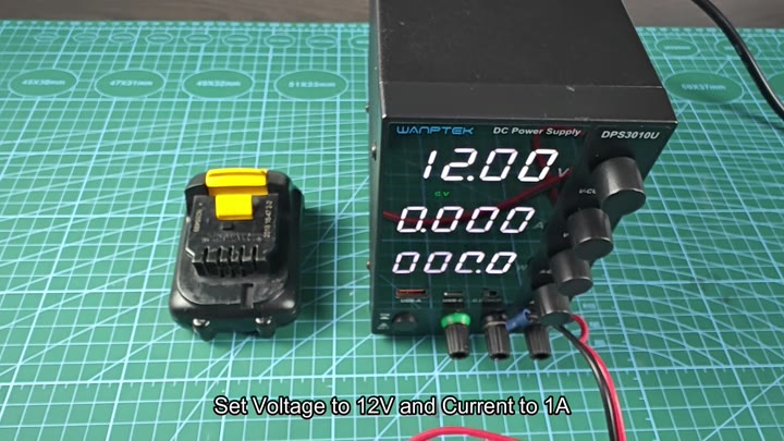 Set power supply voltage to 12V and current to 1A