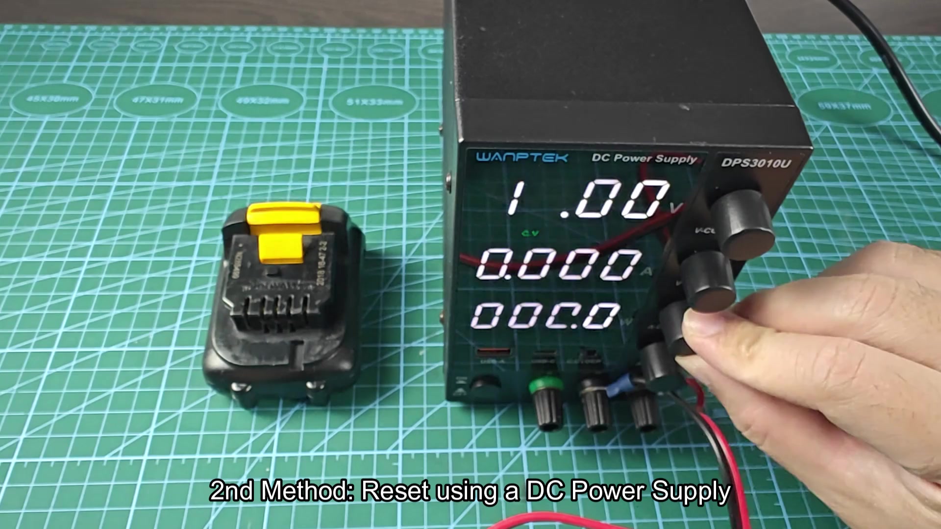 Setting 12V power supply for reset
