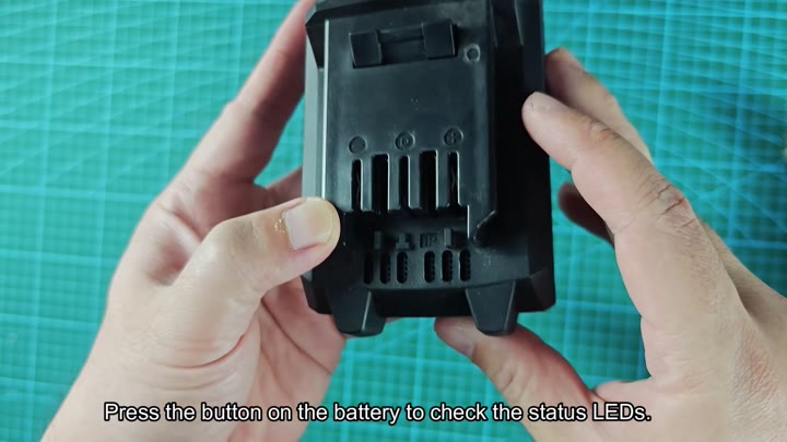Check battery status LEDs Check battery status LEDs